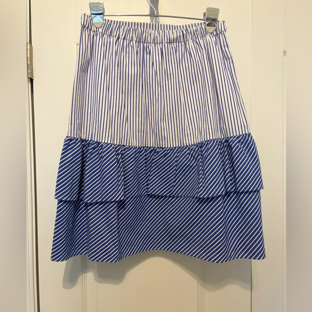 Jcrew pull on tiered ruffle hem skirt